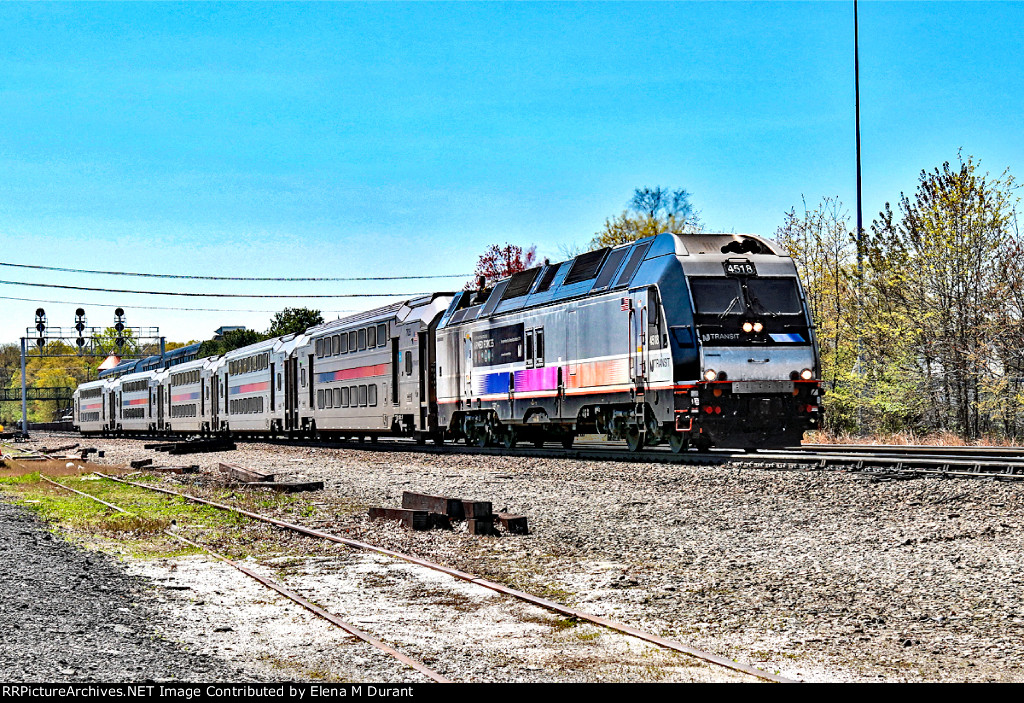 NJT 4518 on train 1111